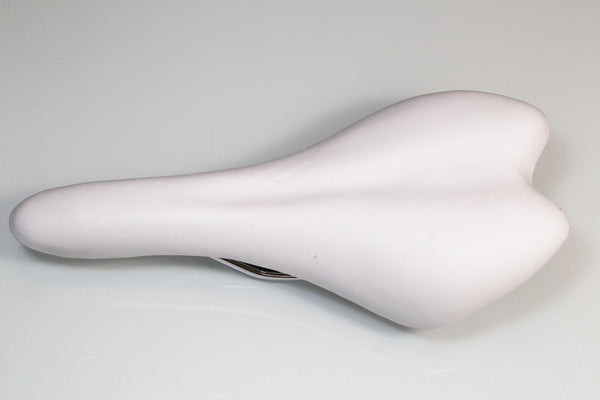 Saddle