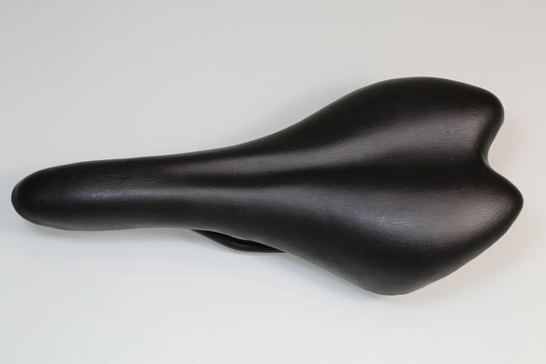 Saddle
